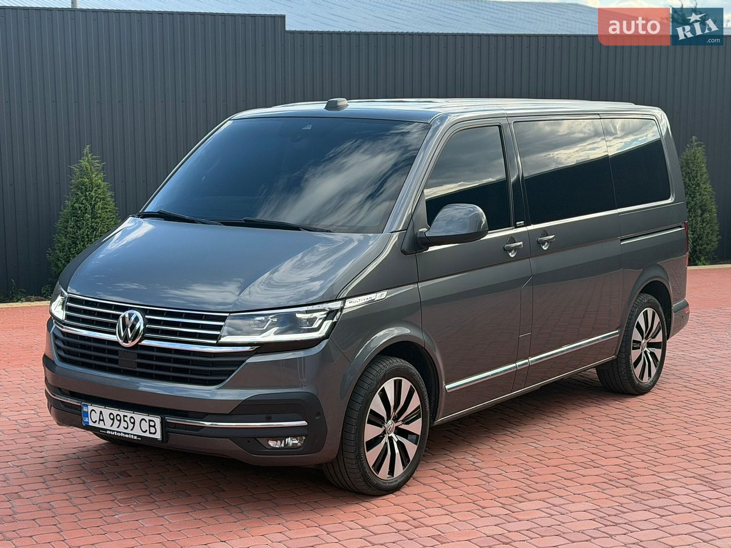 Volkswagen Multivan 2019 VIN WV2ZZZ7HZLH001653 фото оголошення 53 з 62