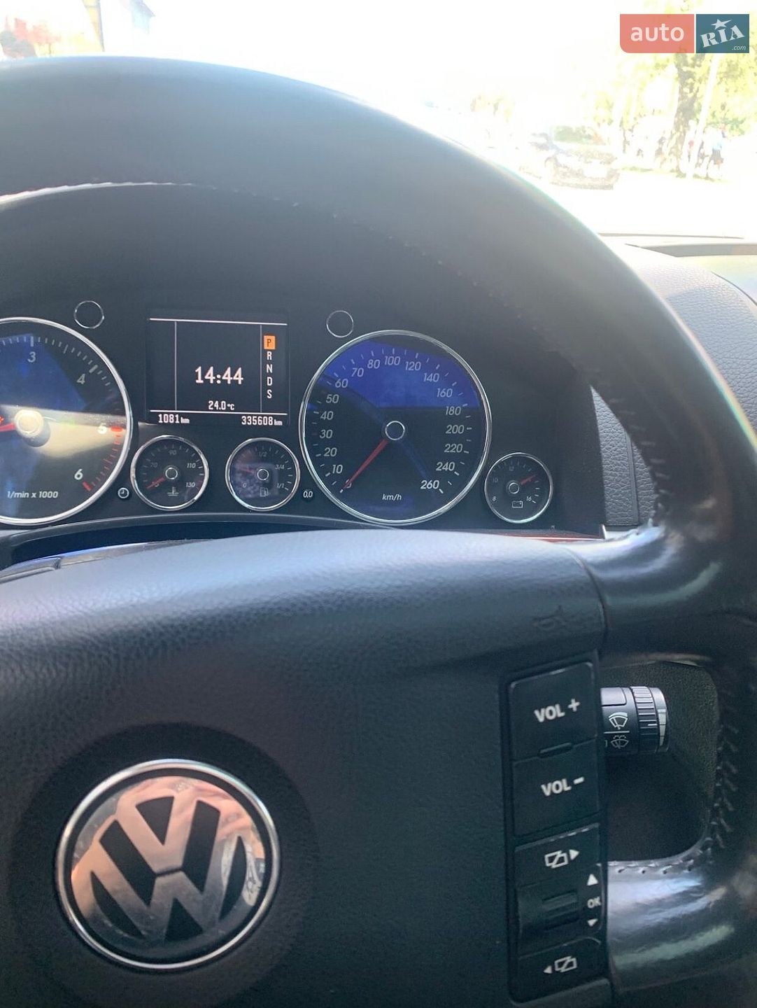 Volkswagen Touareg 2004 VIN WVGZZZ7LZ4D078216 фото оголошення 3 з 7