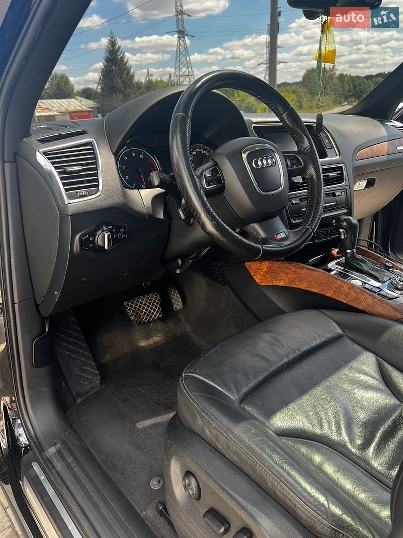 Audi Q5 2011 VIN WA1WFCFP3BA101698 фото оголошення 34 з 81