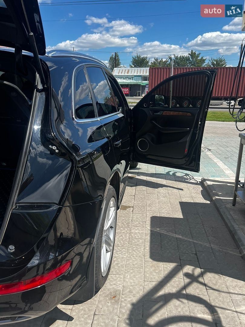 Audi Q5 2011 VIN WA1WFCFP3BA101698 фото оголошення 15 з 81
