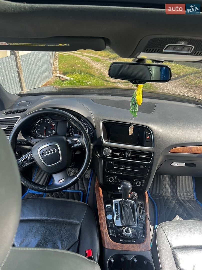 Audi Q5 2011 VIN WA1WFCFP3BA101698 фото оголошення 68 з 81
