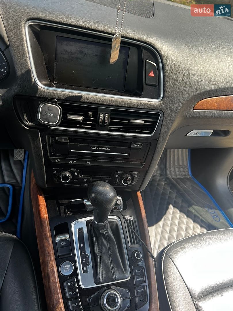 Audi Q5 2011 VIN WA1WFCFP3BA101698 фото оголошення 71 з 81