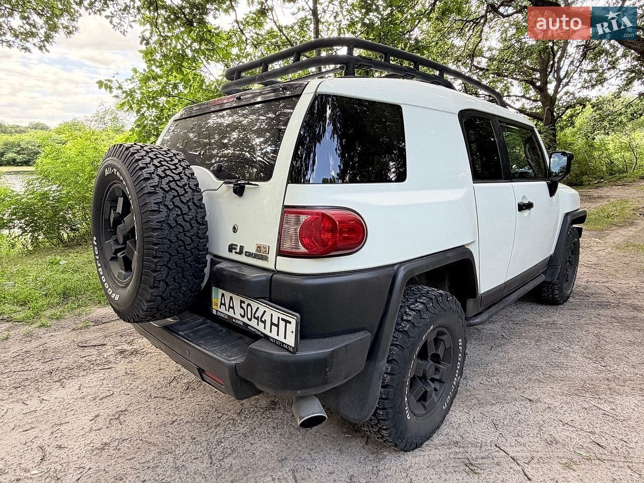 Toyota FJ Cruiser 2008 VIN JTEBU11F78K042330 фото оголошення 19 з 32