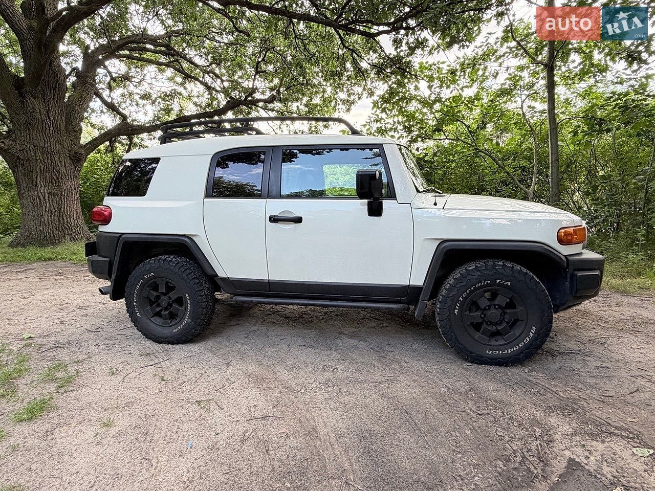 Toyota FJ Cruiser 2008 VIN JTEBU11F78K042330 фото оголошення 20 з 32