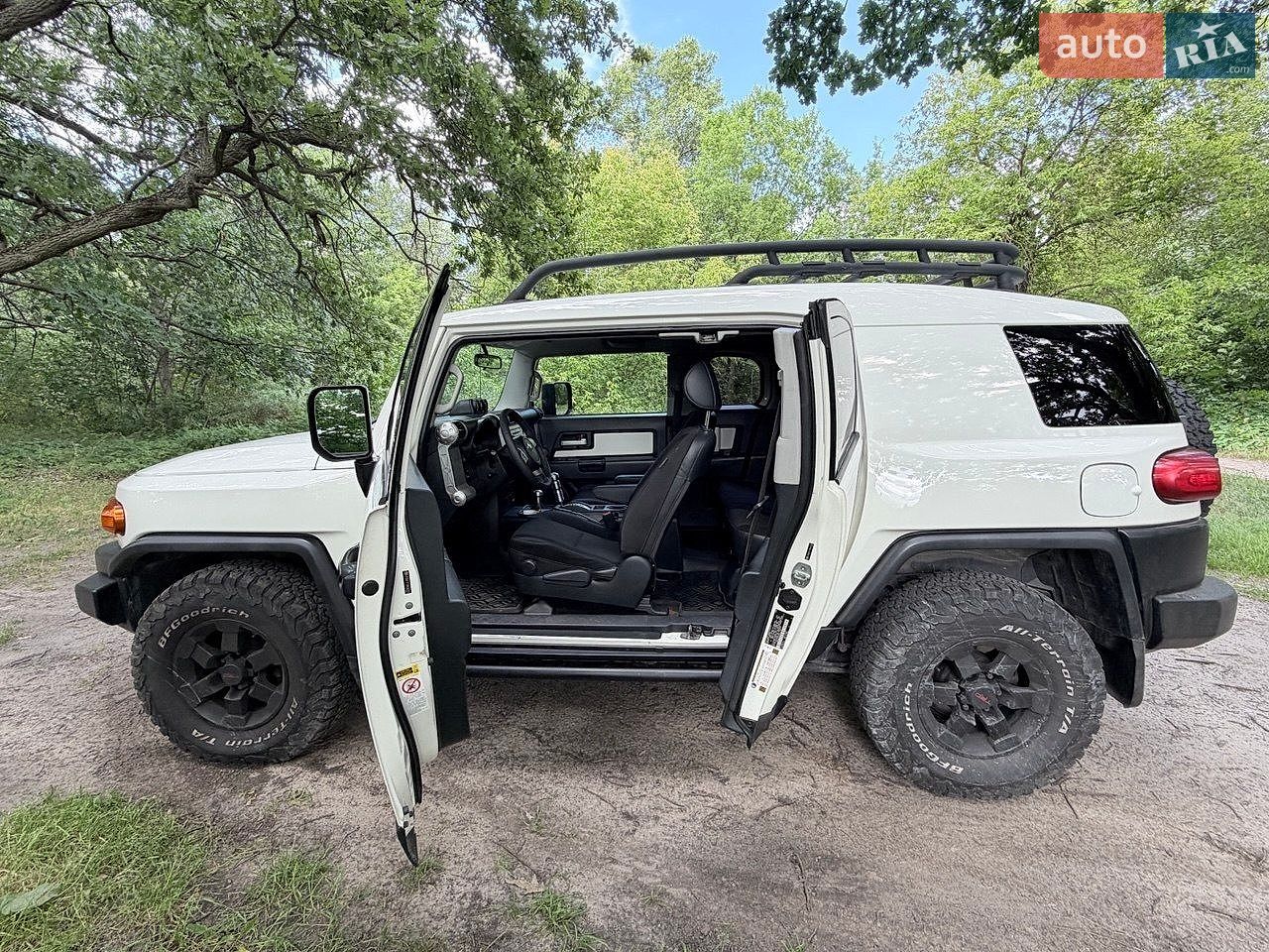 Toyota FJ Cruiser 2008 VIN JTEBU11F78K042330 фото оголошення 21 з 32