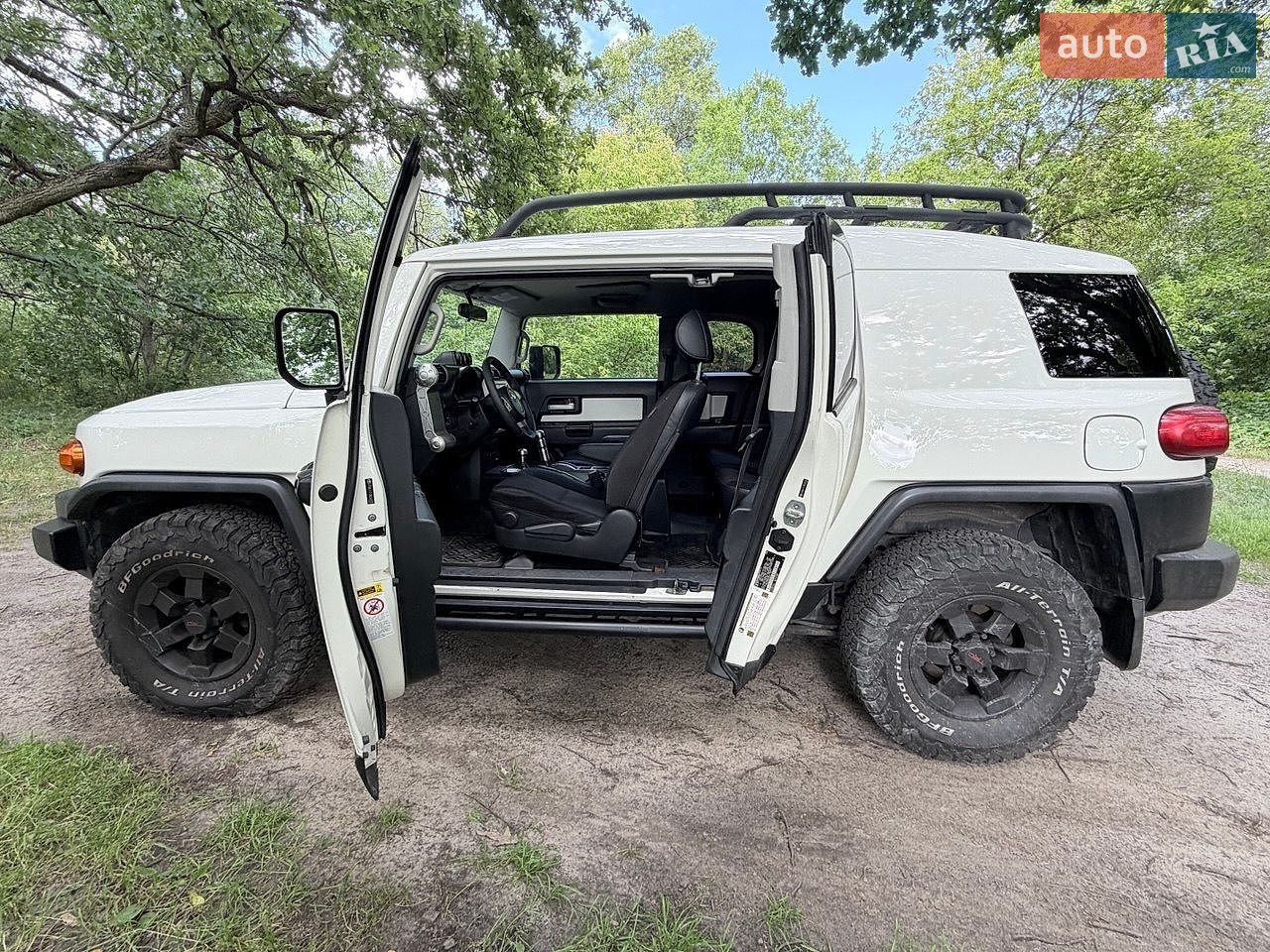 Toyota FJ Cruiser 2008 VIN JTEBU11F78K042330 фото оголошення 23 з 32
