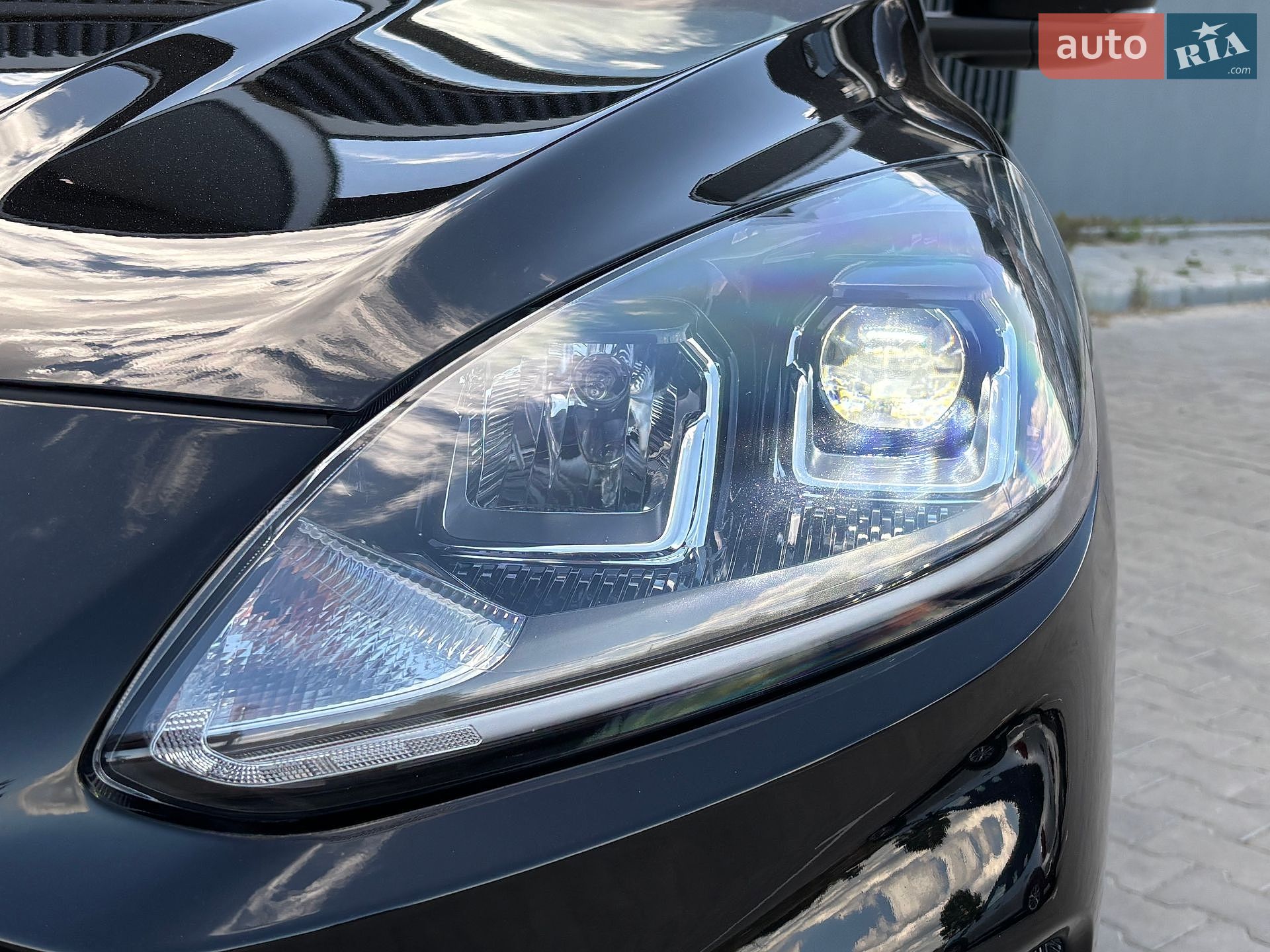 Ford Kuga 2022 VIN WF0FXXWPMFNR72590 фото оголошення 8 з 51