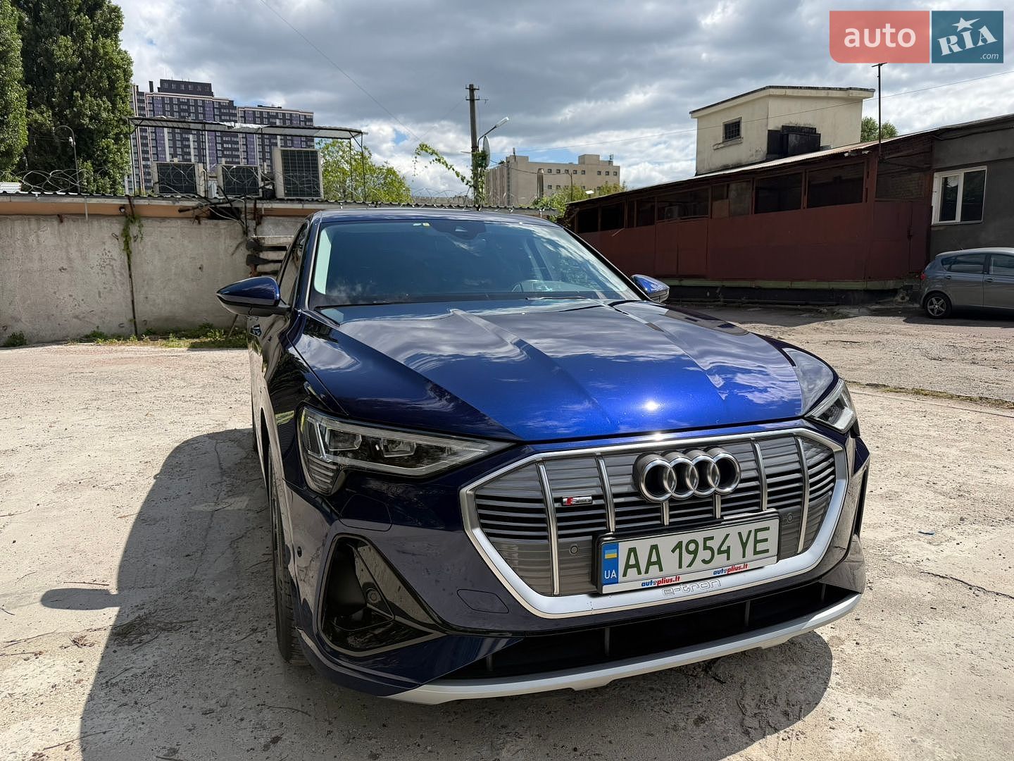 Audi e-tron Sportback 2023 VIN WAUZZZGEXPB025132 фото оголошення 7 з 17
