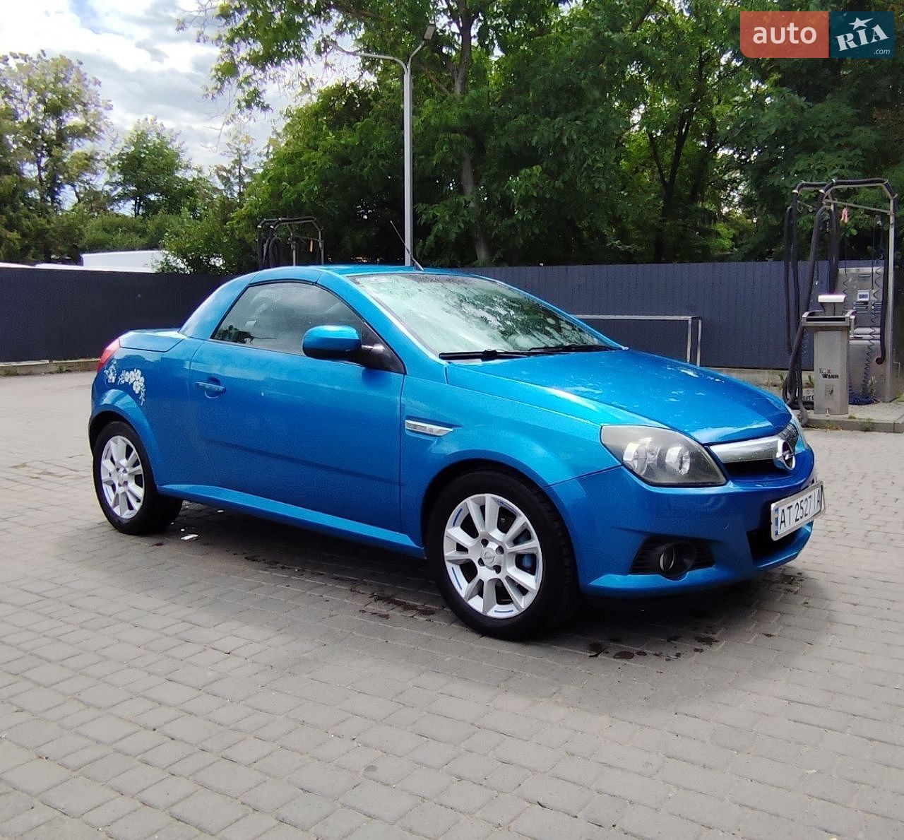 Opel Tigra 2005 VIN W0L0XCR975E035173 фото оголошення 2 з 10