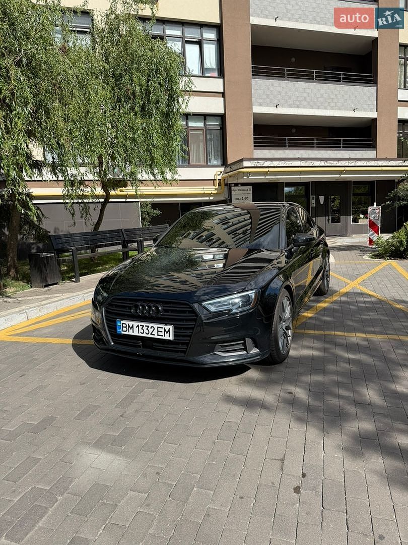 Audi A3 2017 VIN WAUAUGFFXJ1011075 фото оголошення 9 з 30