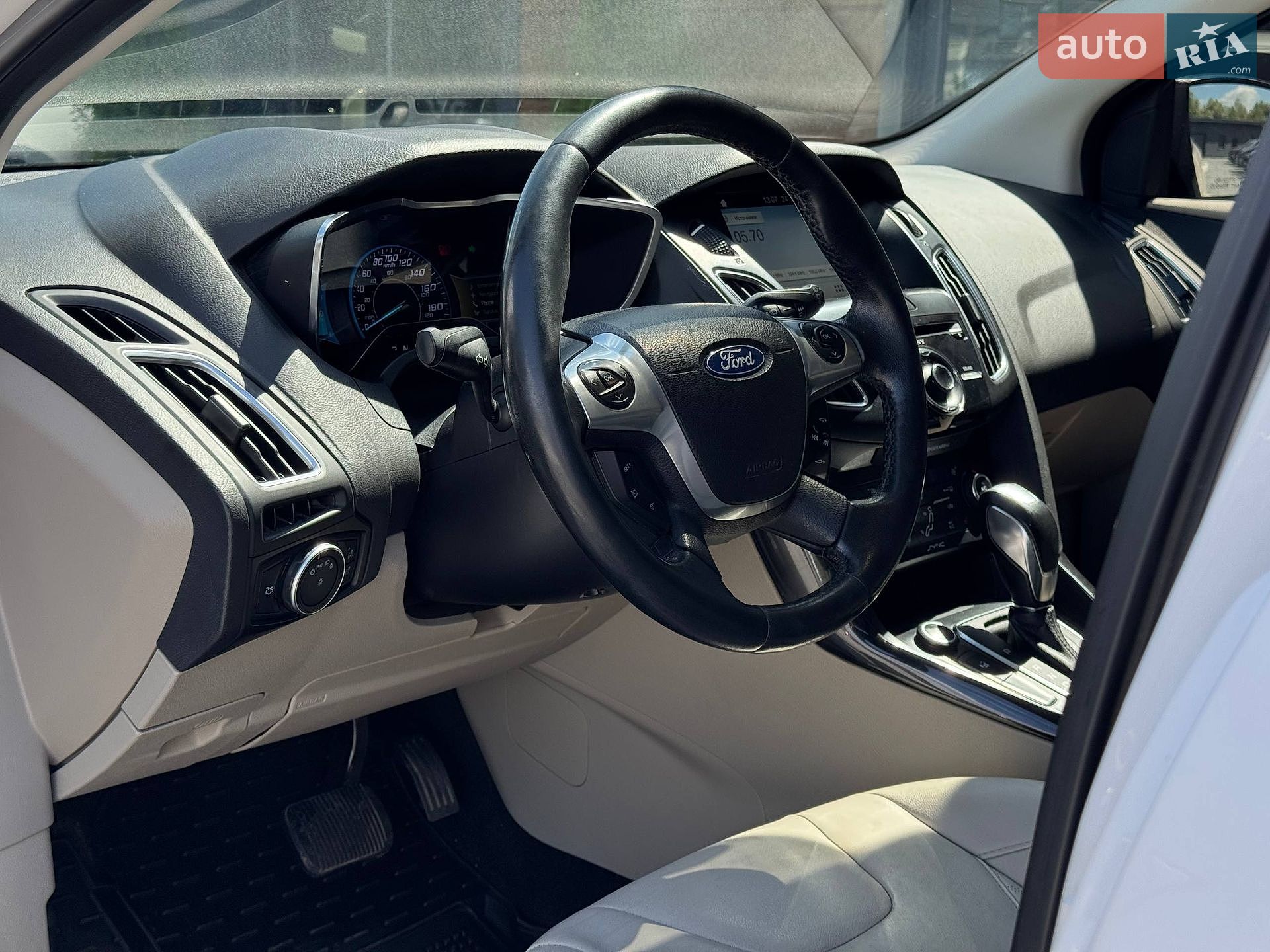Ford Focus 2017 VIN 1FADP3R44HL226465 фото оголошення 31 з 61