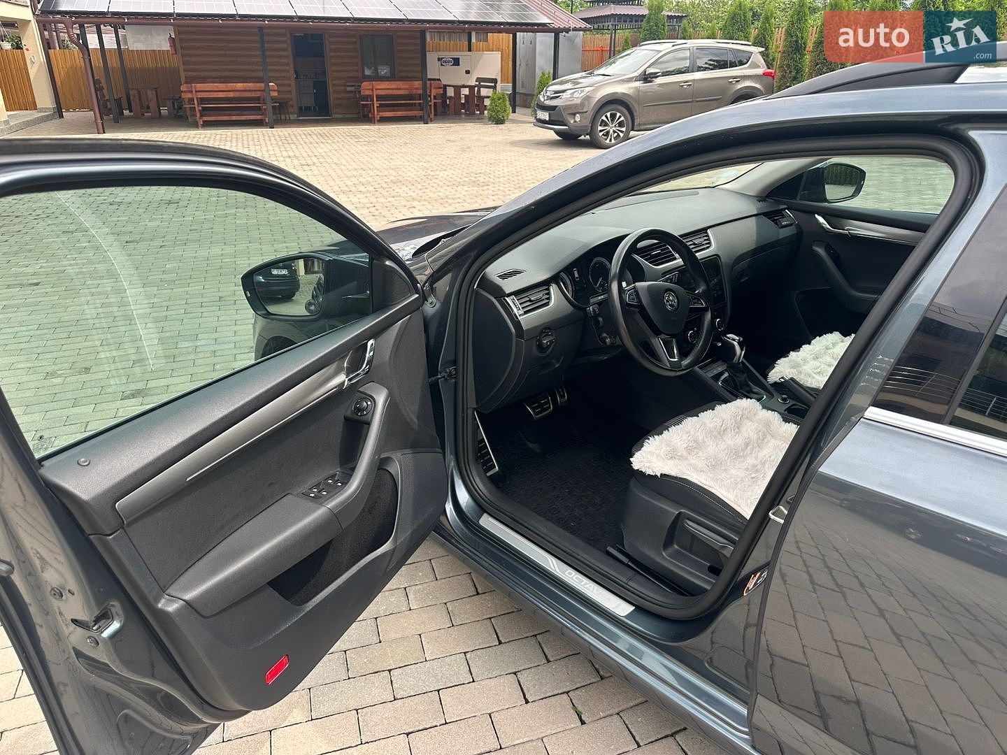 Skoda Octavia 2018 VIN TMBJJ7NE3J0249277 фото оголошення 6 з 67