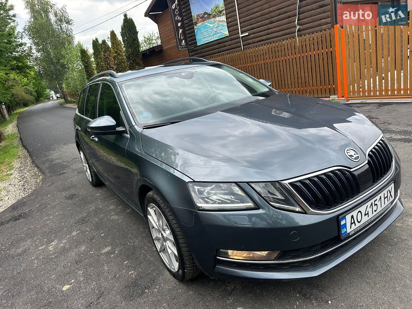 Skoda Octavia 2018 VIN TMBJJ7NE3J0249277 фото оголошення 17 з 67