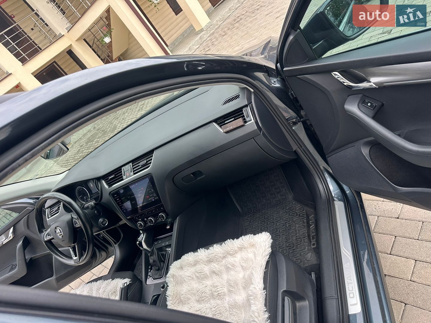 Skoda Octavia 2018 VIN TMBJJ7NE3J0249277 фото оголошення 43 з 67