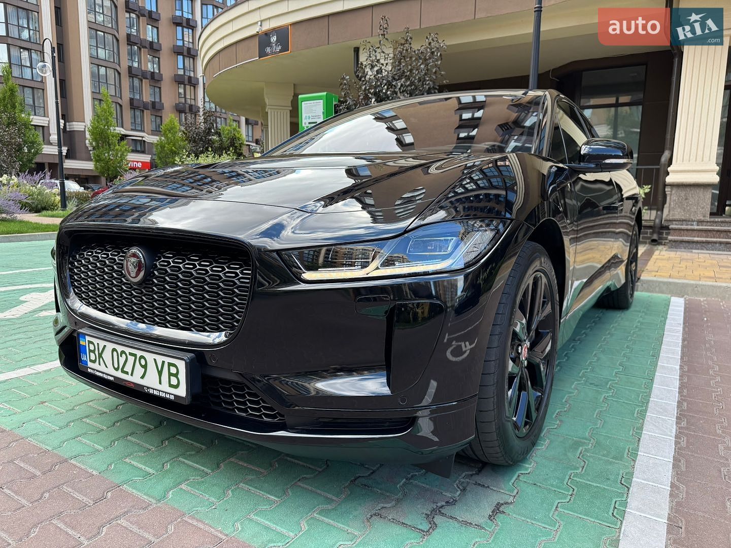 Jaguar I-Pace 2022 VIN SADHA2B14P1625396 фото оголошення 2 з 41