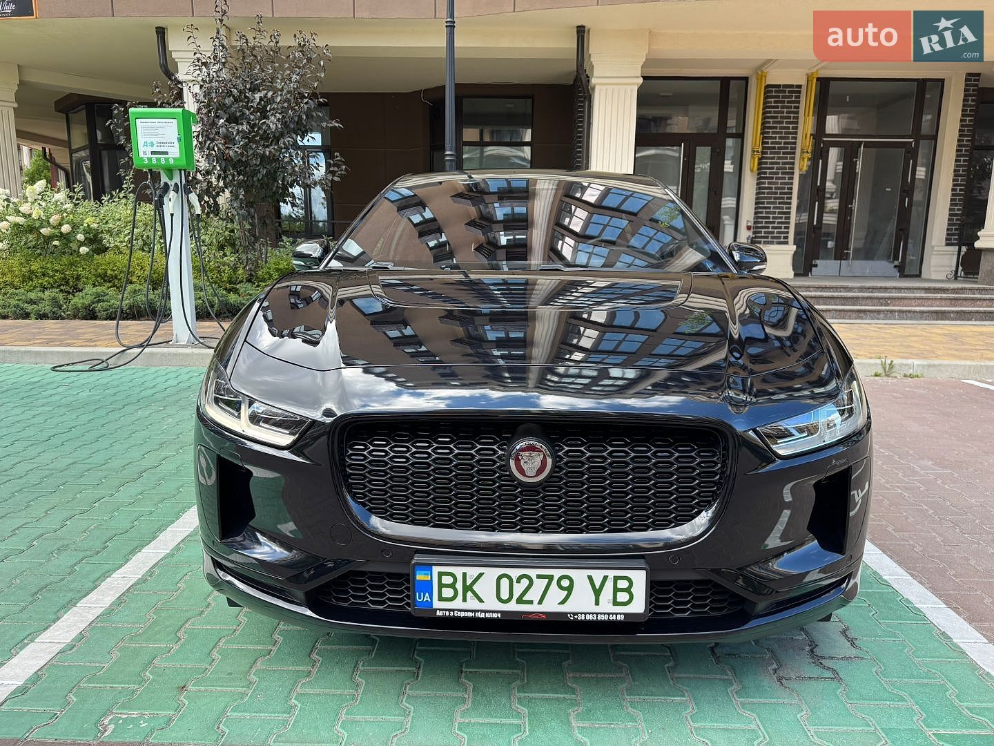 Jaguar I-Pace 2022 VIN SADHA2B14P1625396 фото оголошення 5 з 41