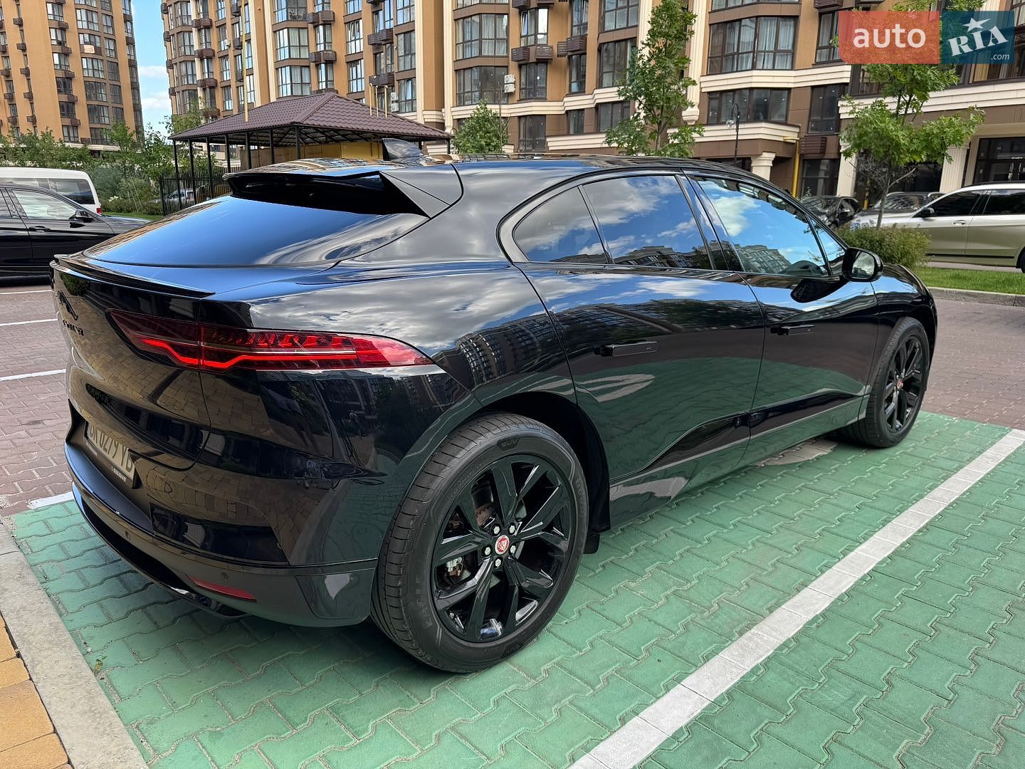 Jaguar I-Pace 2022 VIN SADHA2B14P1625396 фото оголошення 6 з 41