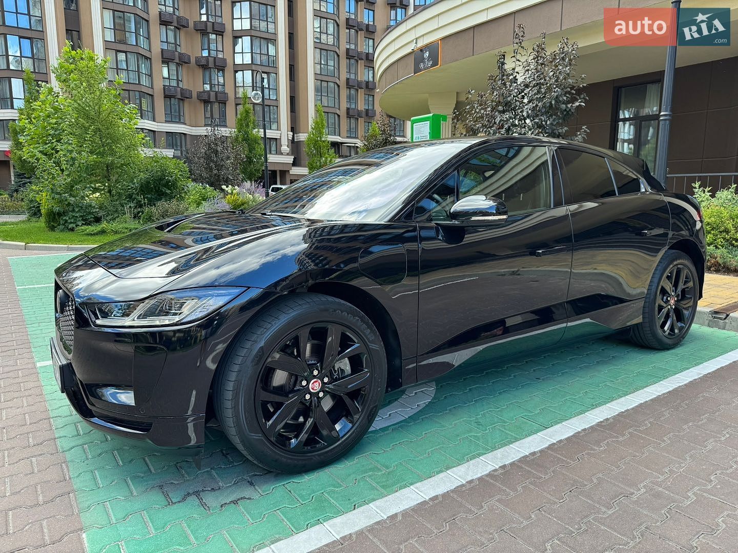 Jaguar I-Pace 2022 VIN SADHA2B14P1625396 фото оголошення 11 з 41