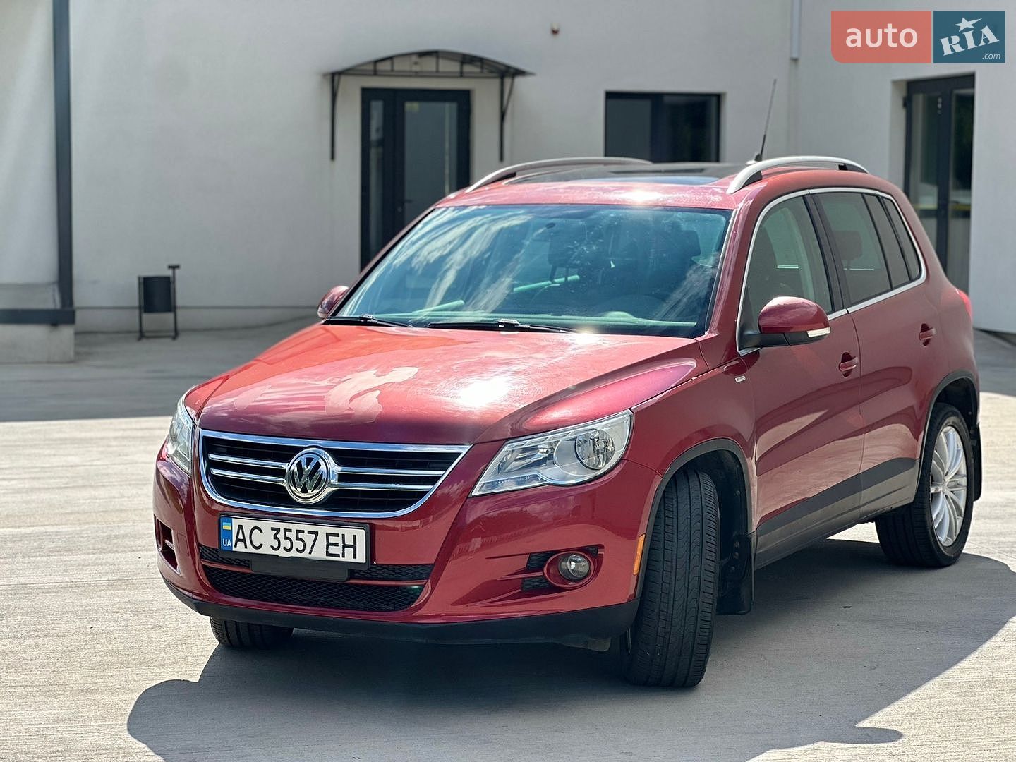 Volkswagen Tiguan 2010 VIN WVGAV9AX3AW003197 фото оголошення 5 з 36