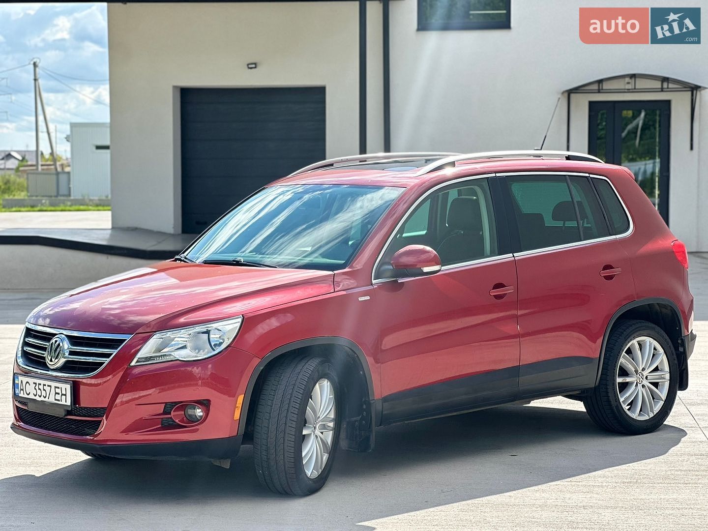 Volkswagen Tiguan 2010 VIN WVGAV9AX3AW003197 фото оголошення 4 з 36