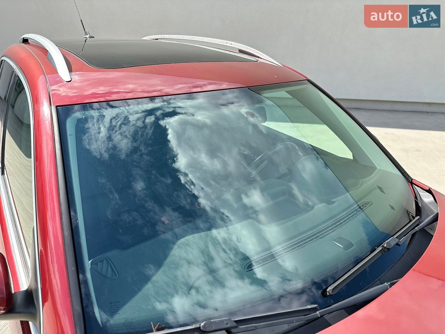 Volkswagen Tiguan 2010 VIN WVGAV9AX3AW003197 фото оголошення 9 з 36