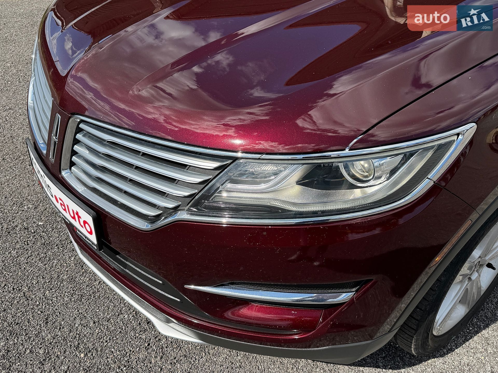 Lincoln MKC 2016 VIN 5LMCJ1C94GUJ24410 фото оголошення 8 з 65