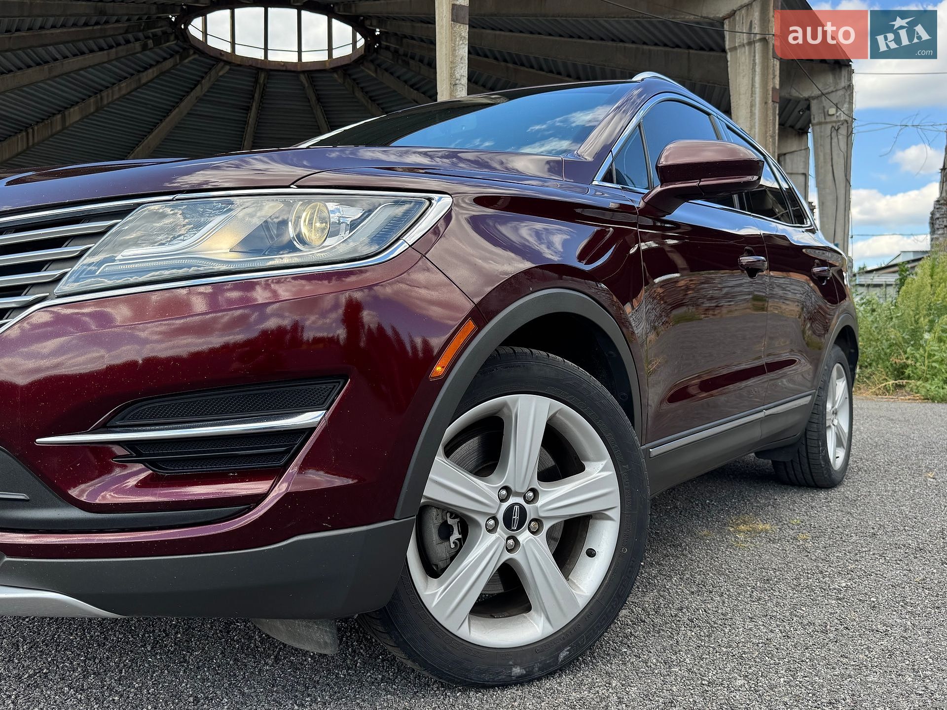 Lincoln MKC 2016 VIN 5LMCJ1C94GUJ24410 фото оголошення 4 з 65