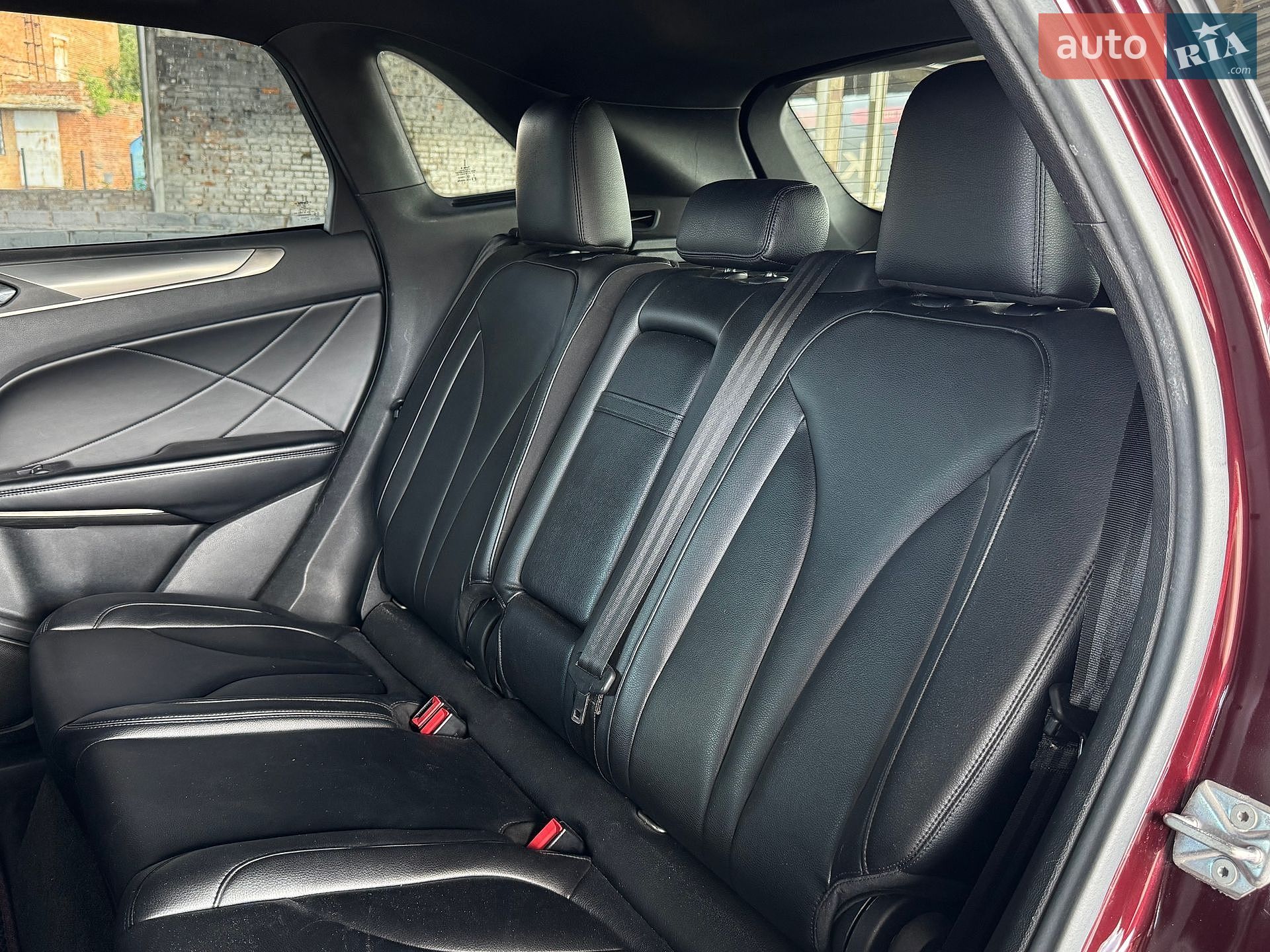 Lincoln MKC 2016 VIN 5LMCJ1C94GUJ24410 фото оголошення 48 з 65