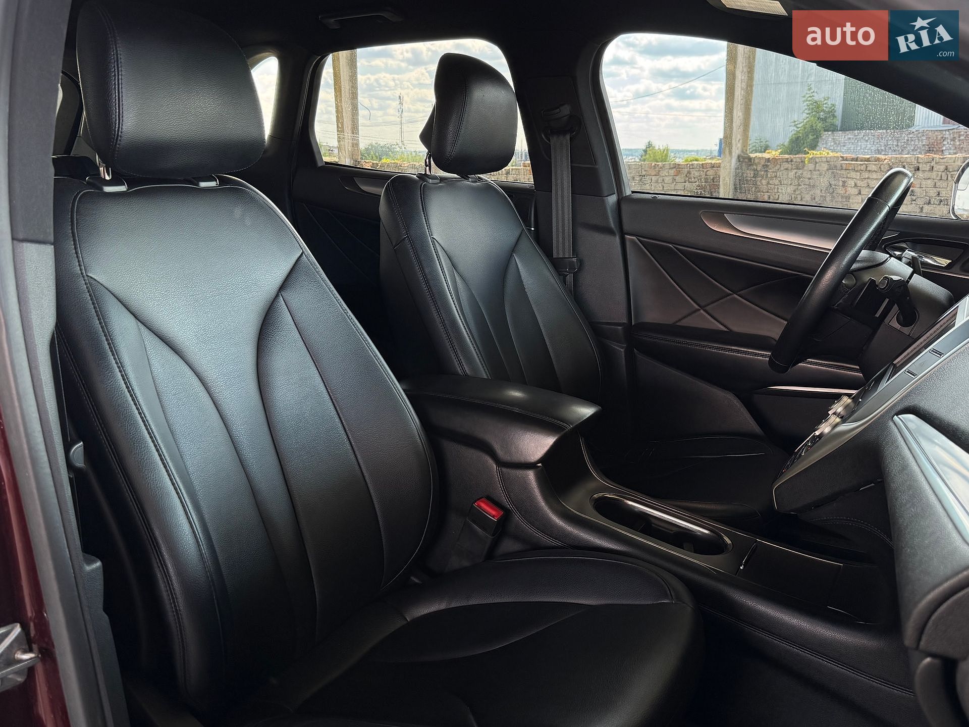 Lincoln MKC 2016 VIN 5LMCJ1C94GUJ24410 фото оголошення 54 з 65