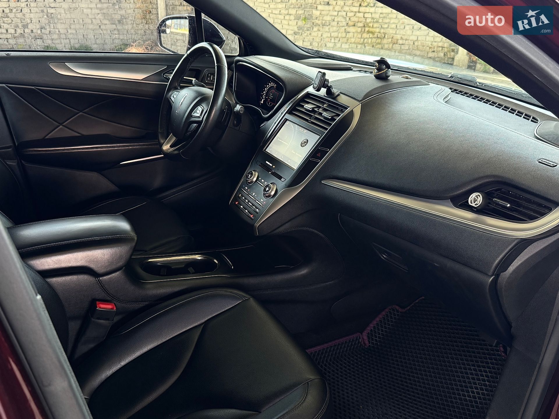 Lincoln MKC 2016 VIN 5LMCJ1C94GUJ24410 фото оголошення 52 з 65