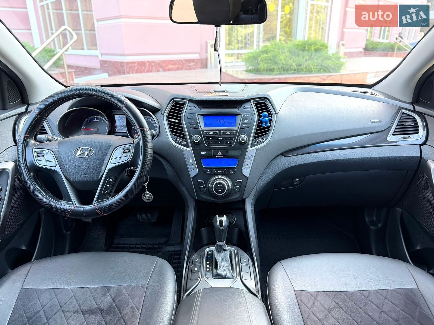 Hyundai Santa FE 2012 VIN KMHST81XDDU052801 фото оголошення 25 з 52