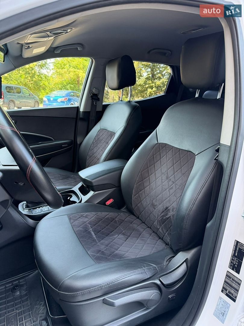 Hyundai Santa FE 2012 VIN KMHST81XDDU052801 фото оголошення 4 з 52