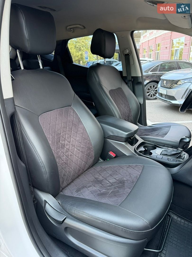 Hyundai Santa FE 2012 VIN KMHST81XDDU052801 фото оголошення 45 з 52