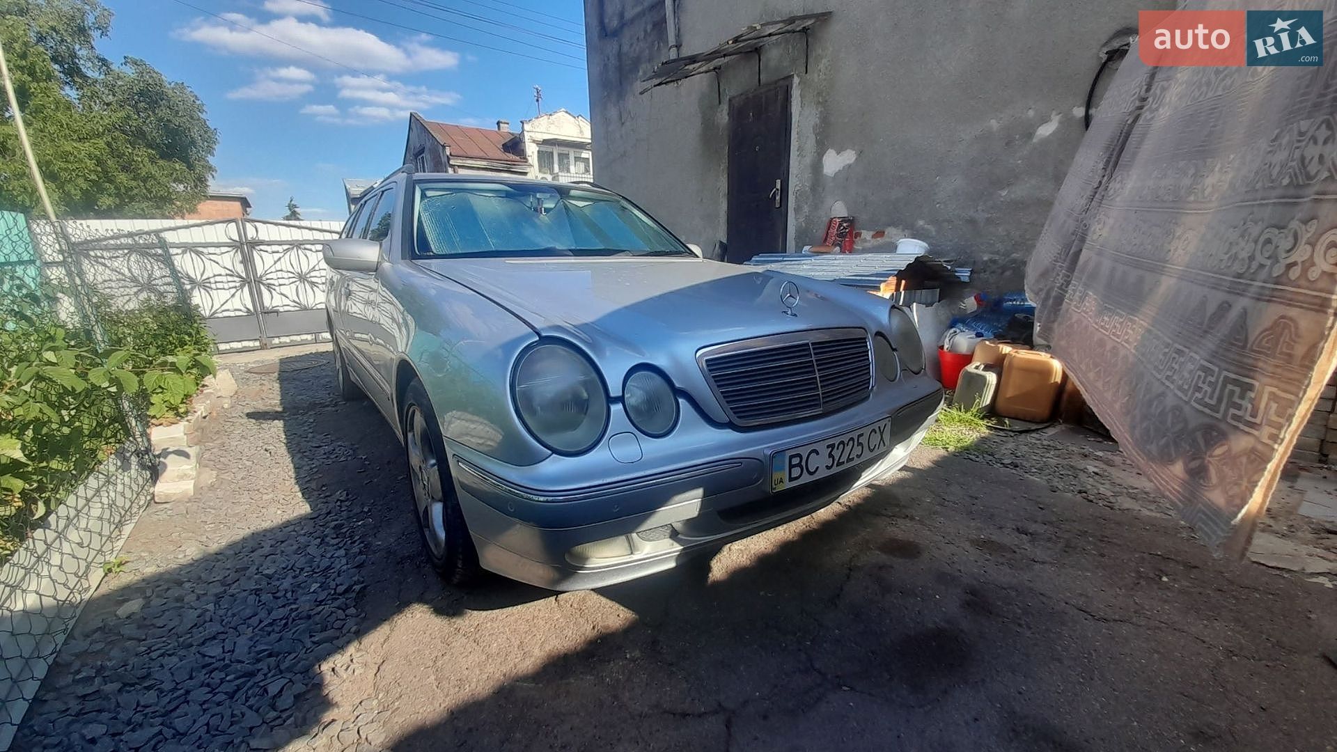Mercedes-Benz E-Class 2001 VIN WDB2102261B439083 фото оголошення 4 з 21