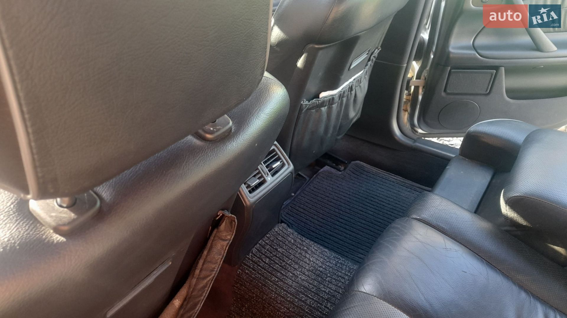 Mercedes-Benz E-Class 2001 VIN WDB2102261B439083 фото оголошення 12 з 21