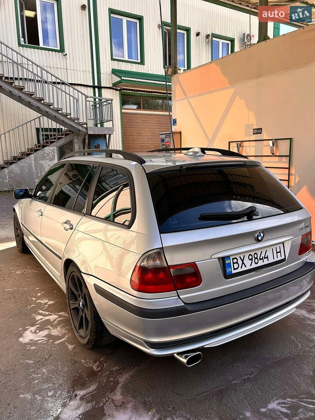 BMW 3 Series 2005 VIN WBAAP71050PN52878 фото оголошення 2 з 22