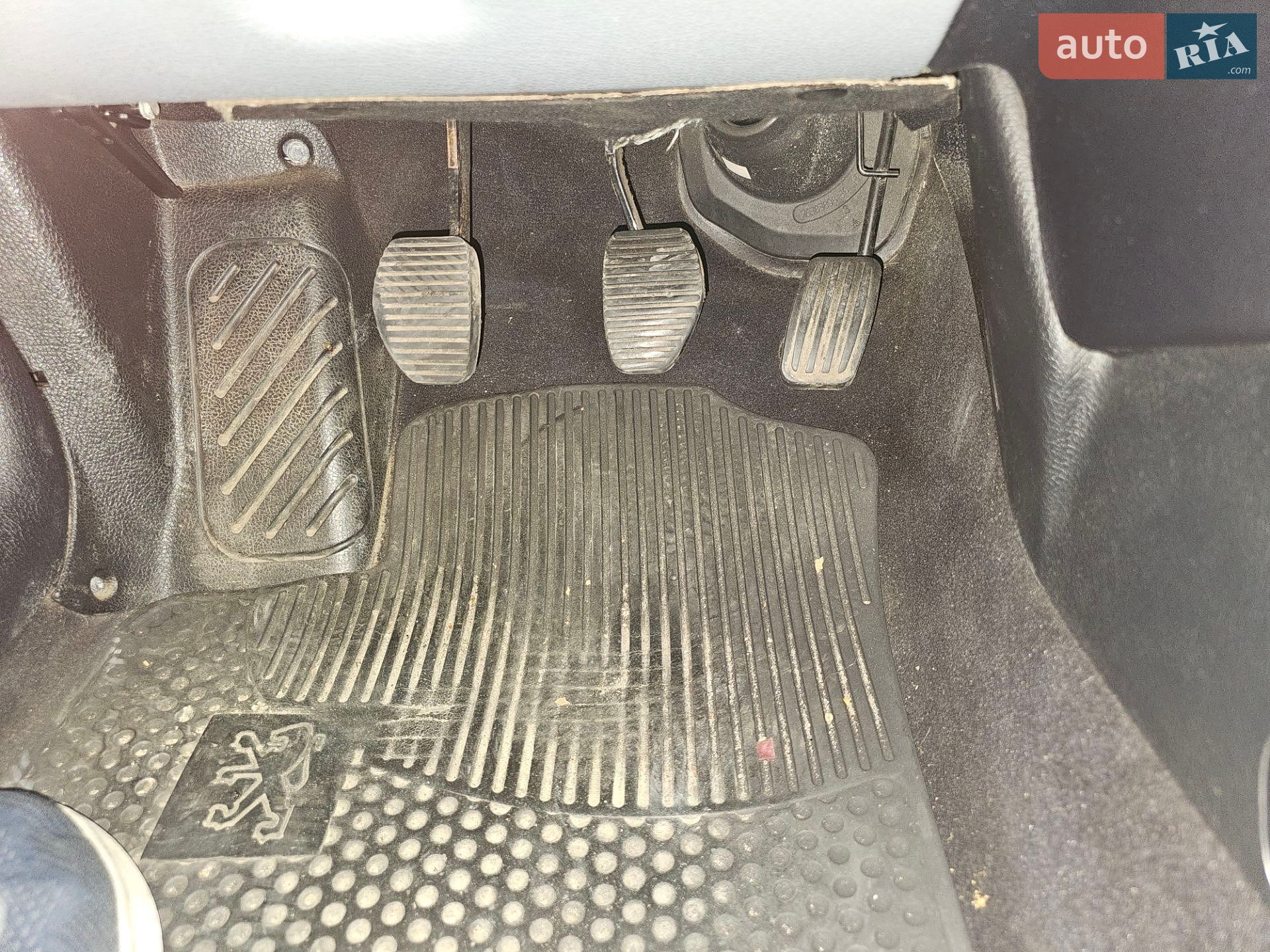 Peugeot 406 2002 VIN VF38BRFNF81473151 фото оголошення 19 з 33