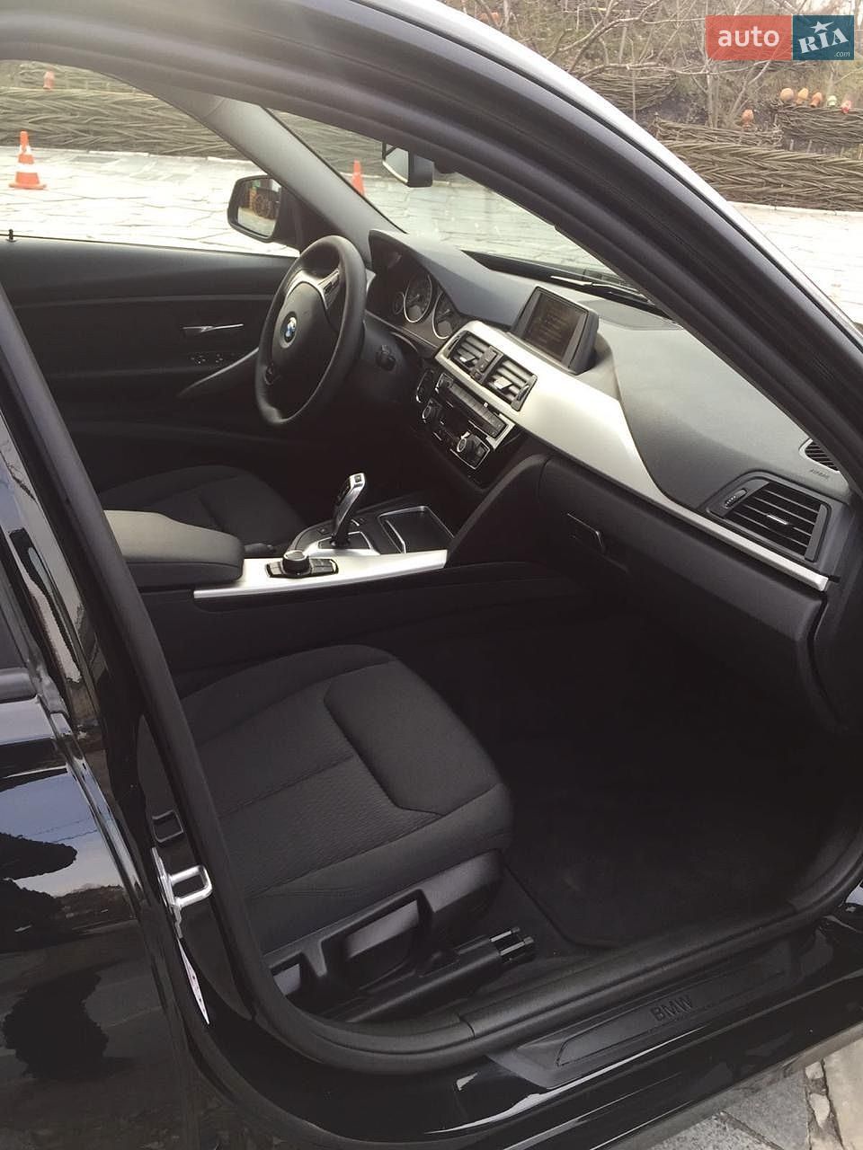 BMW 3 Series 2015 VIN WBA8E31050K492711 фото оголошення 6 з 15
