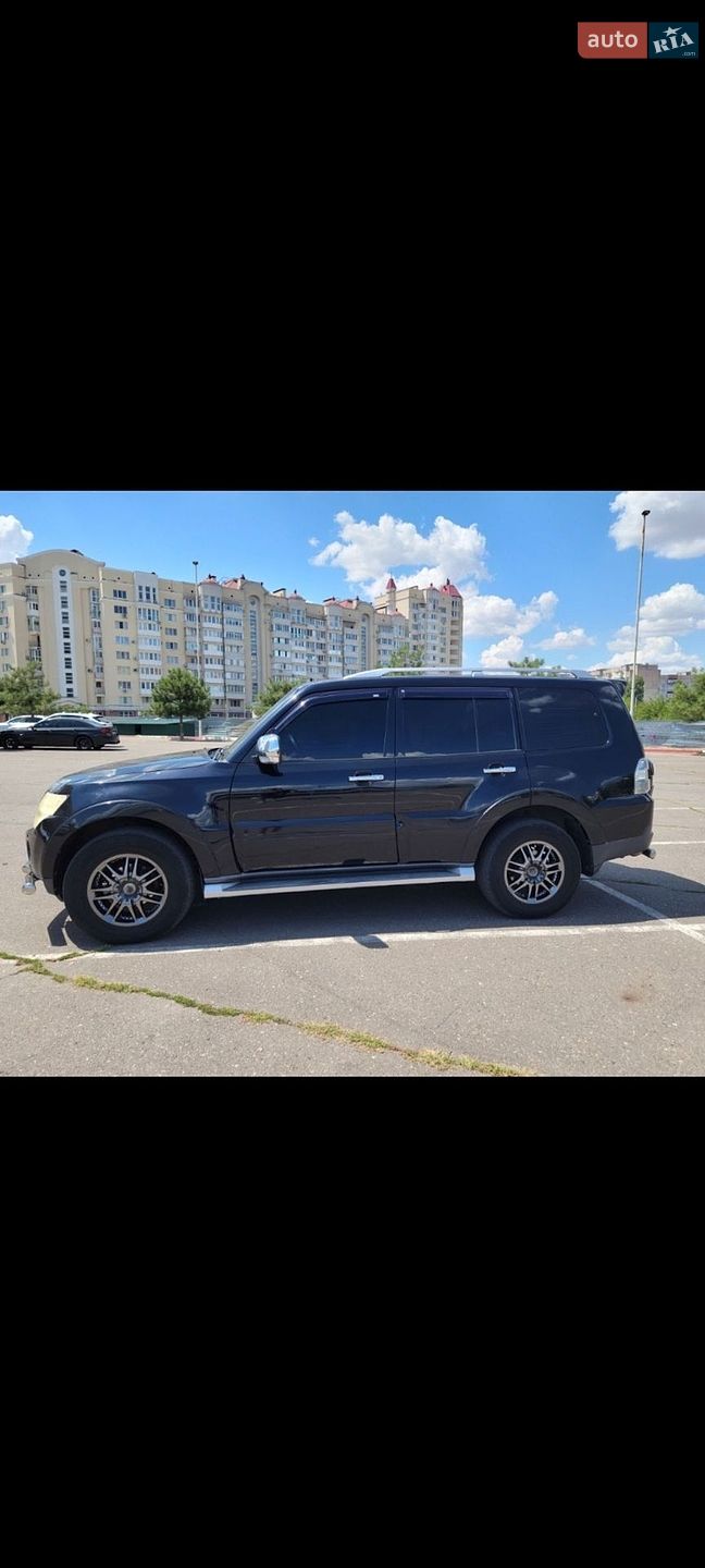 Mitsubishi Pajero 2008 VIN JMYLRV93W8J003553 фото оголошення 5 з 20