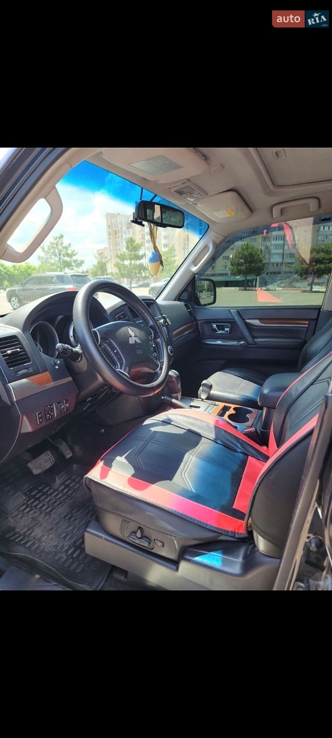 Mitsubishi Pajero 2008 VIN JMYLRV93W8J003553 фото оголошення 12 з 20