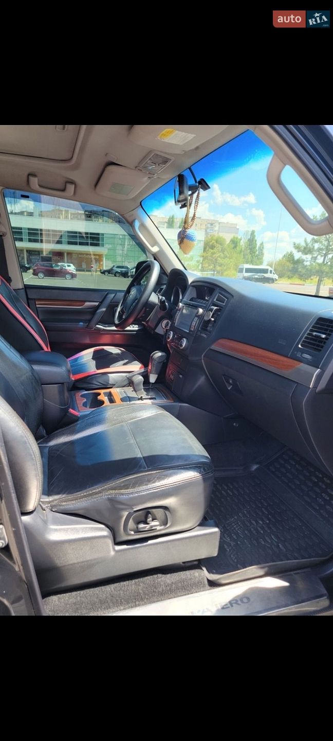 Mitsubishi Pajero 2008 VIN JMYLRV93W8J003553 фото оголошення 16 з 20