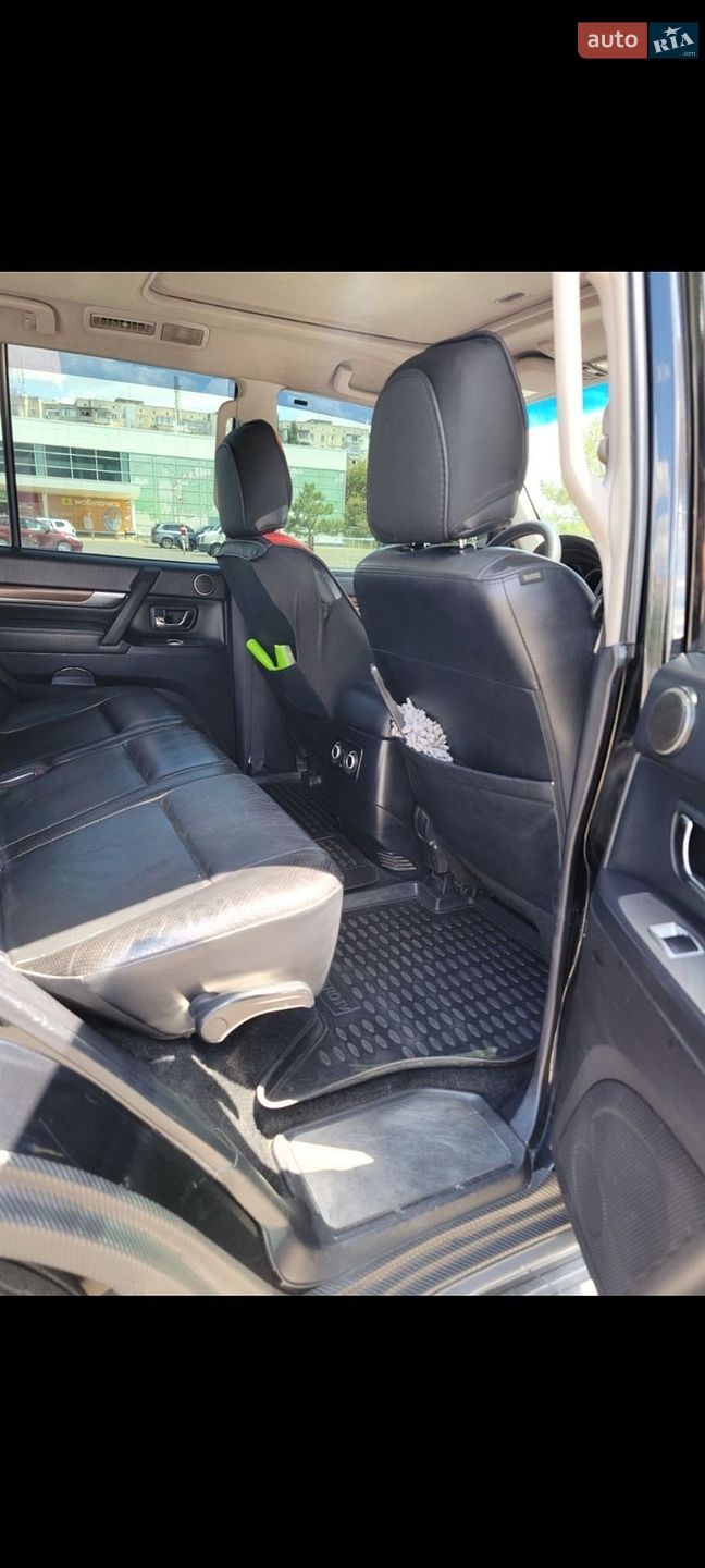 Mitsubishi Pajero 2008 VIN JMYLRV93W8J003553 фото оголошення 18 з 20