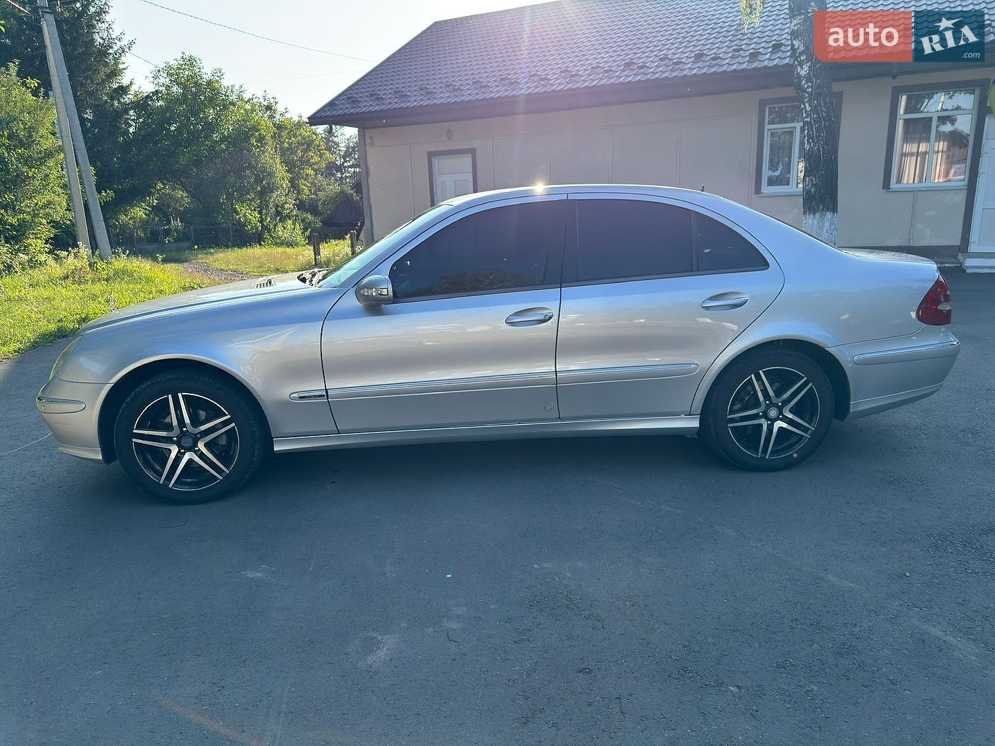 Mercedes-Benz E-Class 2003 VIN WDB2110421A376516 фото оголошення 4 з 8