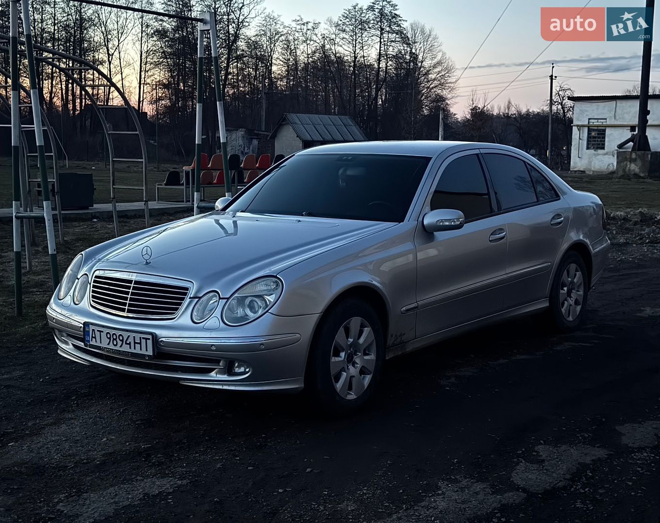Mercedes-Benz E-Class 2003 VIN WDB2110421A376516 фото оголошення 3 з 8