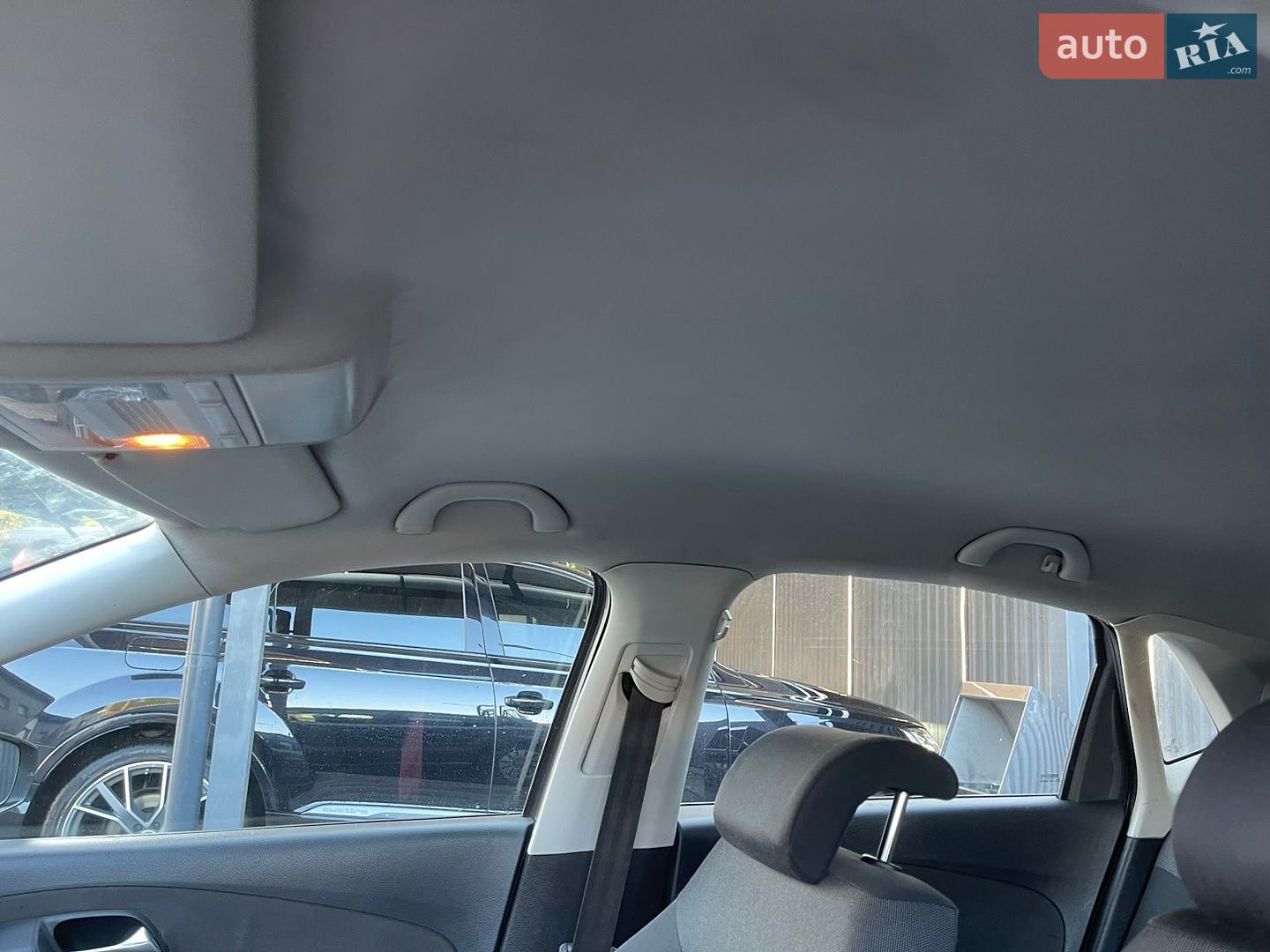 Volkswagen Polo 2011 VIN WVWZZZ6RZBY202963 фото оголошення 12 з 28