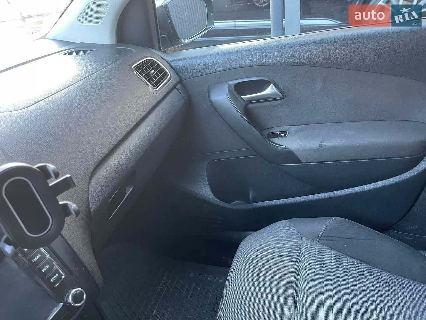 Volkswagen Polo 2011 VIN WVWZZZ6RZBY202963 фото оголошення 21 з 28
