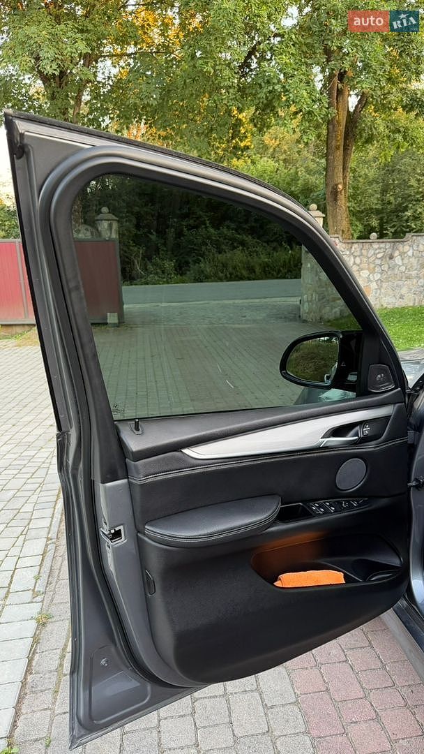 BMW X5 2015 VIN WBAKS410700H70415 фото оголошення 142 з 145