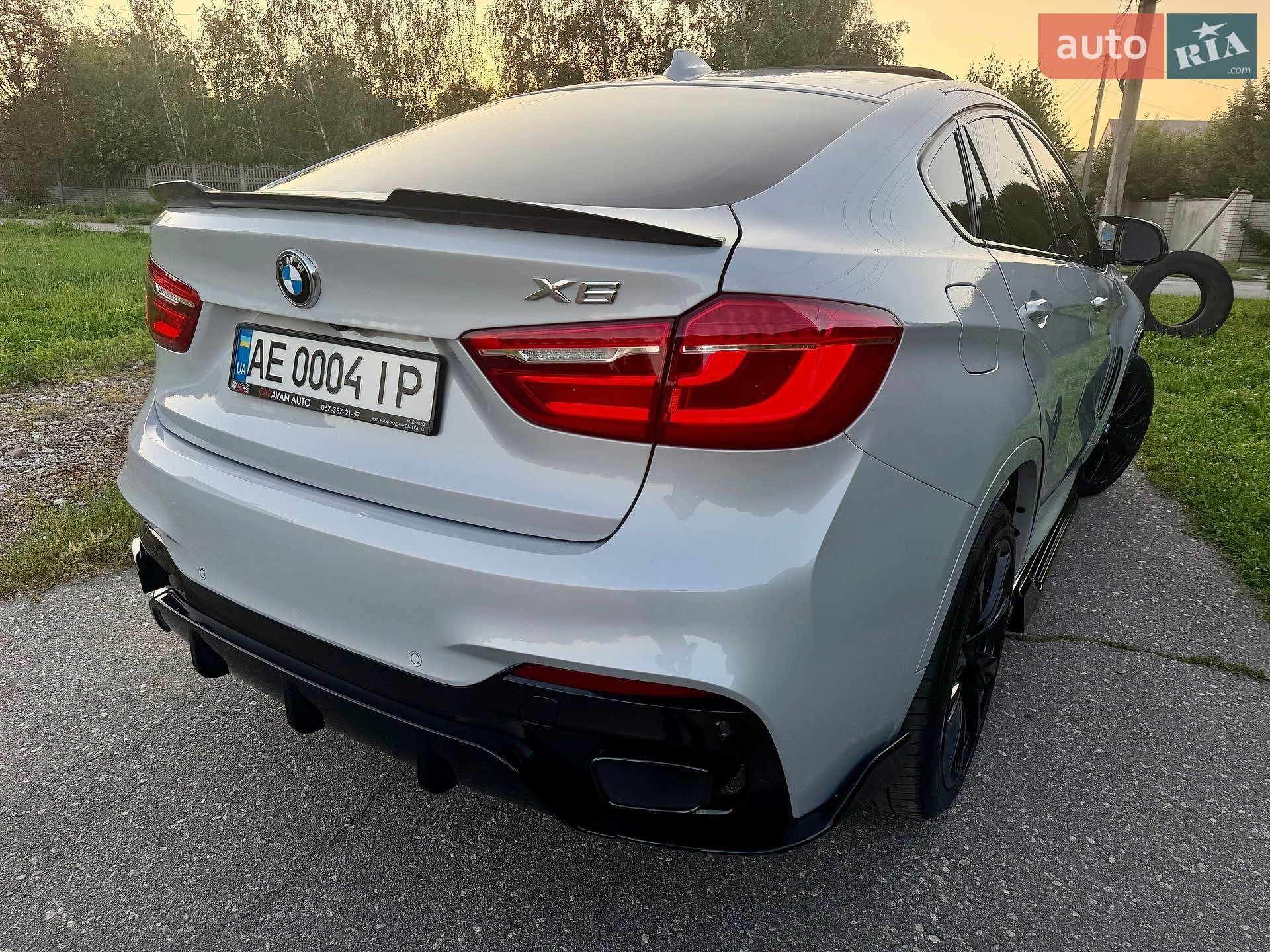 BMW X6 2018 VIN 5UXKU2C51J0Z62601 фото оголошення 16 з 40