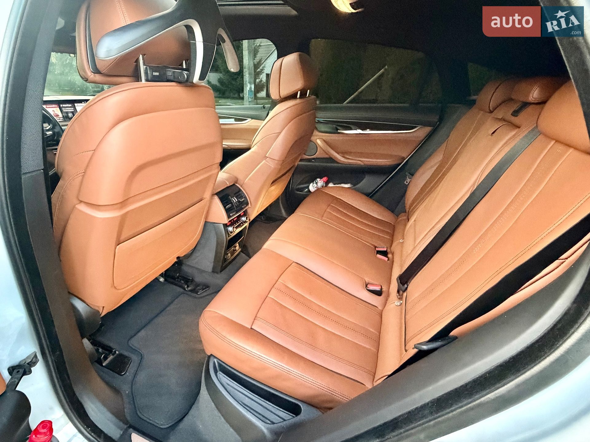BMW X6 2018 VIN 5UXKU2C51J0Z62601 фото оголошення 26 з 40