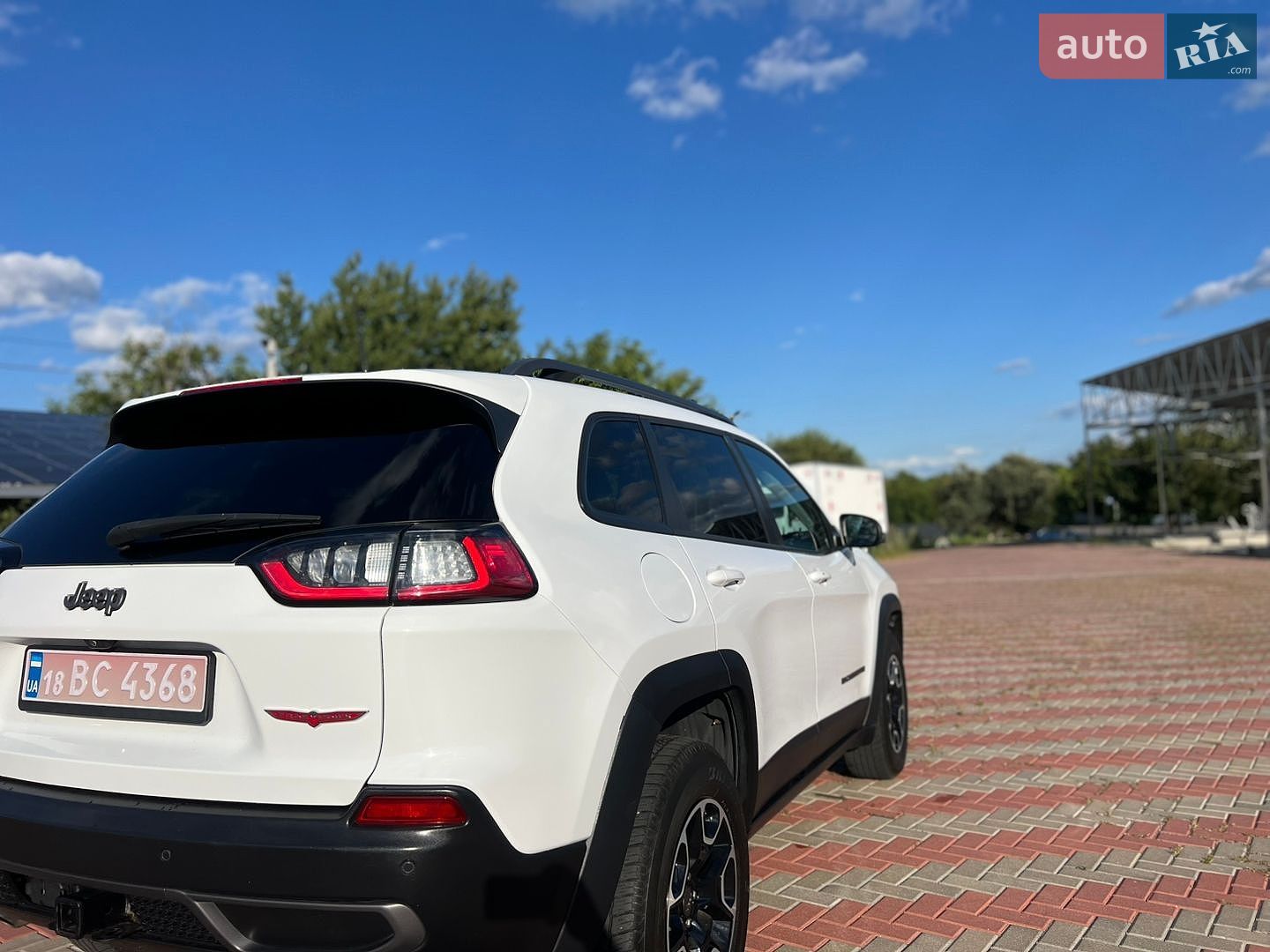 Jeep Cherokee 2020 VIN 1C4PJMBX4MD138927 фото оголошення 7 з 25